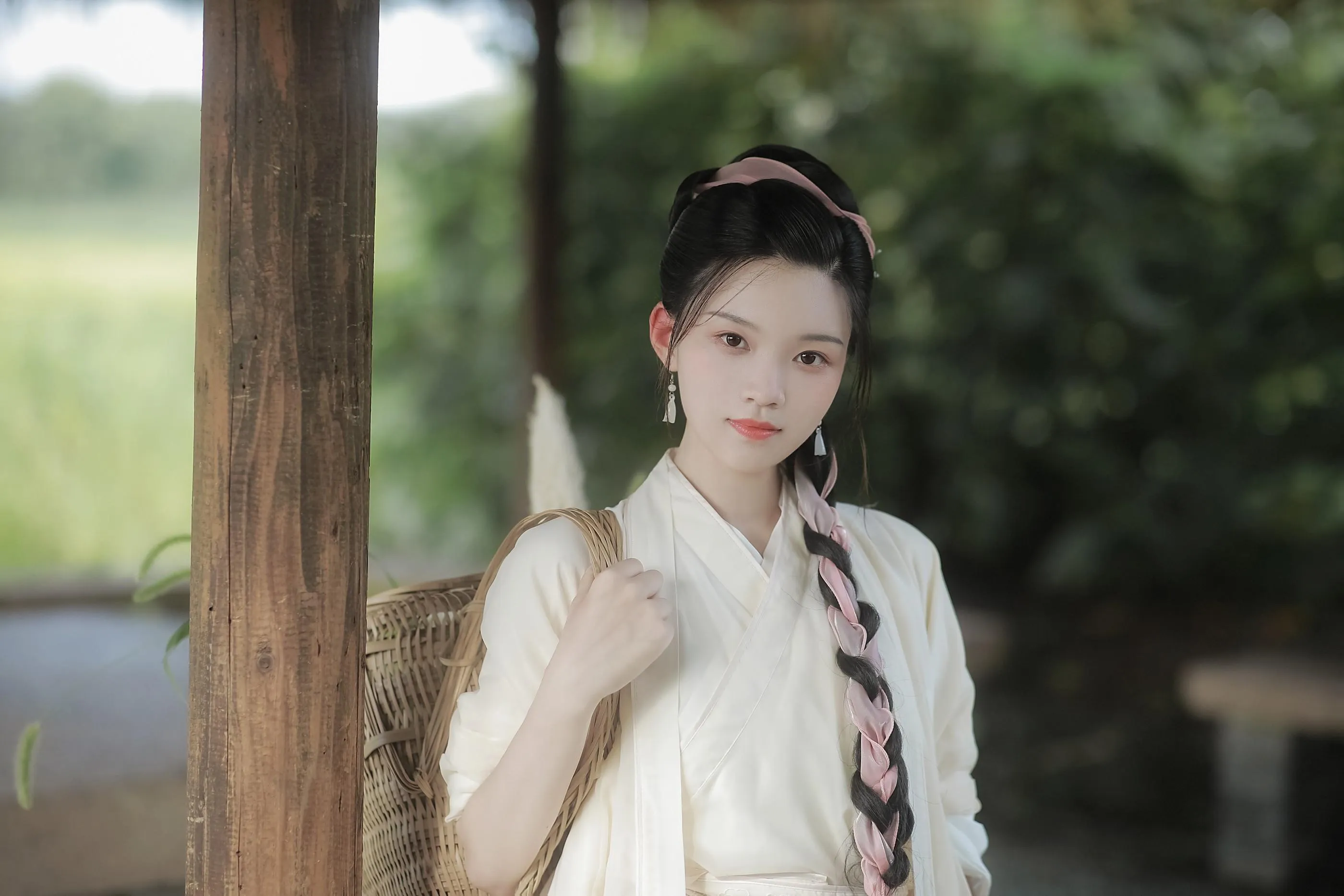 [艺图语] 2022.05.29 采药医女 静沅 [28P]插图